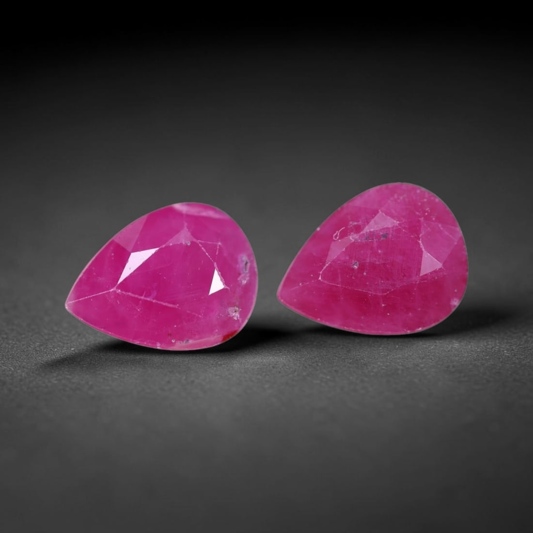 4.52Ct Red Ruby Set - Polished Faceted , 624E: Ksmith Heritage Auctioneers Subject: Natural Ruby Origin: Burma Carat Weight: 4.52Ct Dimension: 8.9x6.8x4.1 mm Treatment: Heated Type: Faceted, Polished