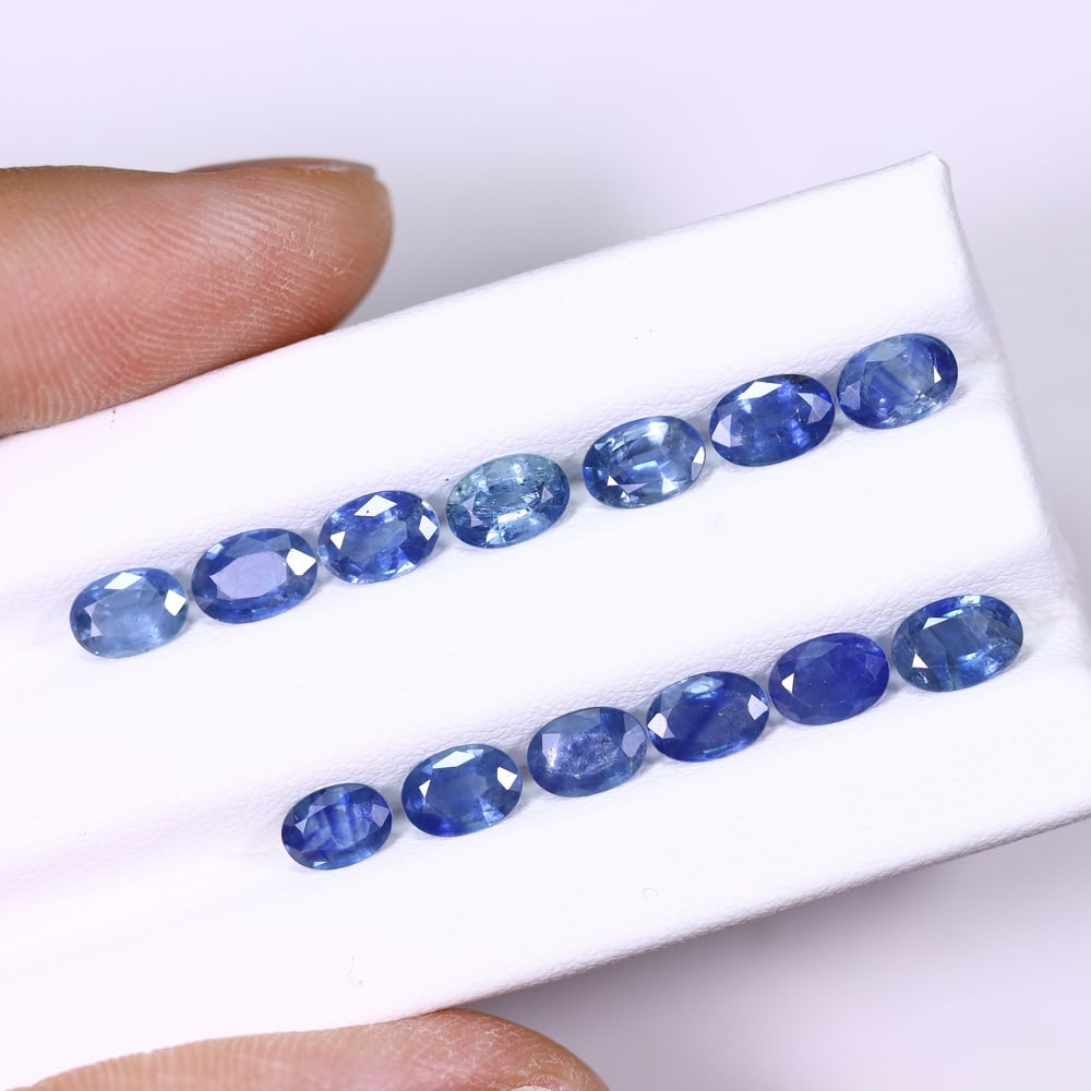 *7.48Ct Heated Blue Sapphire Lot - Polished Faceted , 328C: Ksmith Heritage Auctioneers Subject: Natural Sapphire Carat Weight: 7.48Ct Dimension: 5.9x4.1x2.3 mm Treatment: Heated Type: Faceted, Polished