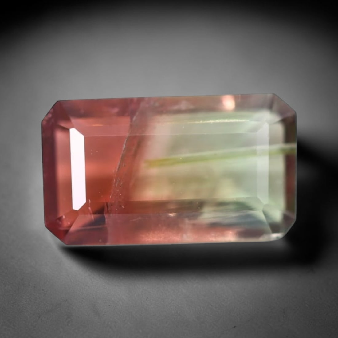 *2.39Ct Natural Watermelon Tourmaline - Bi-Colour Faceted Cut, 140C: Ksmith Heritage Auctioneers Subject: Natural Tourmaline Origin: Africa Carat Weight: 2.39 Ct Dimension: 10.8x6.2x3.9 mm Type: Faceted, Polished