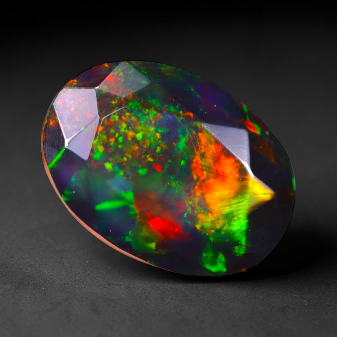 *4.06Ct Smoked Faceted Welo Opal Polished - Ethiopian Opal , 261C: Ksmith Heritage Auctioneers Subject: Natural Ethiopian Welo Opal Origin: Ethiopia Carat Weight: 4.06Ct Dimension: 13.3x9.6x7.2 mm Treatment: Smoked Type: Faceted, Polished