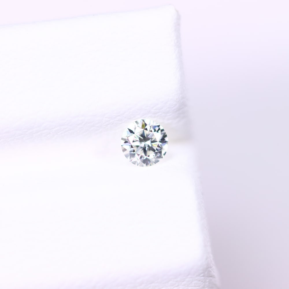 *GIA 0.17Ct Natural White Diamond, 389C: Ksmith Heritage Auctioneers Subject: Natural Diamond Carat Weight: 0.17Ct Dimension: 3.47x3.5x2.24 mm Treatment: Unheated Type: Faceted, Polished