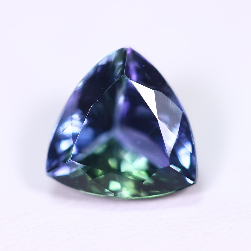 IGI Certified 2.97Ct Tanzanite - Polished Faceted - Triangular Faceted , 1052E: Ksmith Heritage Auctioneers Subject: Natural Tanzanite Origin: Tanzania Carat Weight: 2.97Ct Dimension: 8.9x8.9x5.7 Treatment: Heated Shape: Triangular Type: Fac