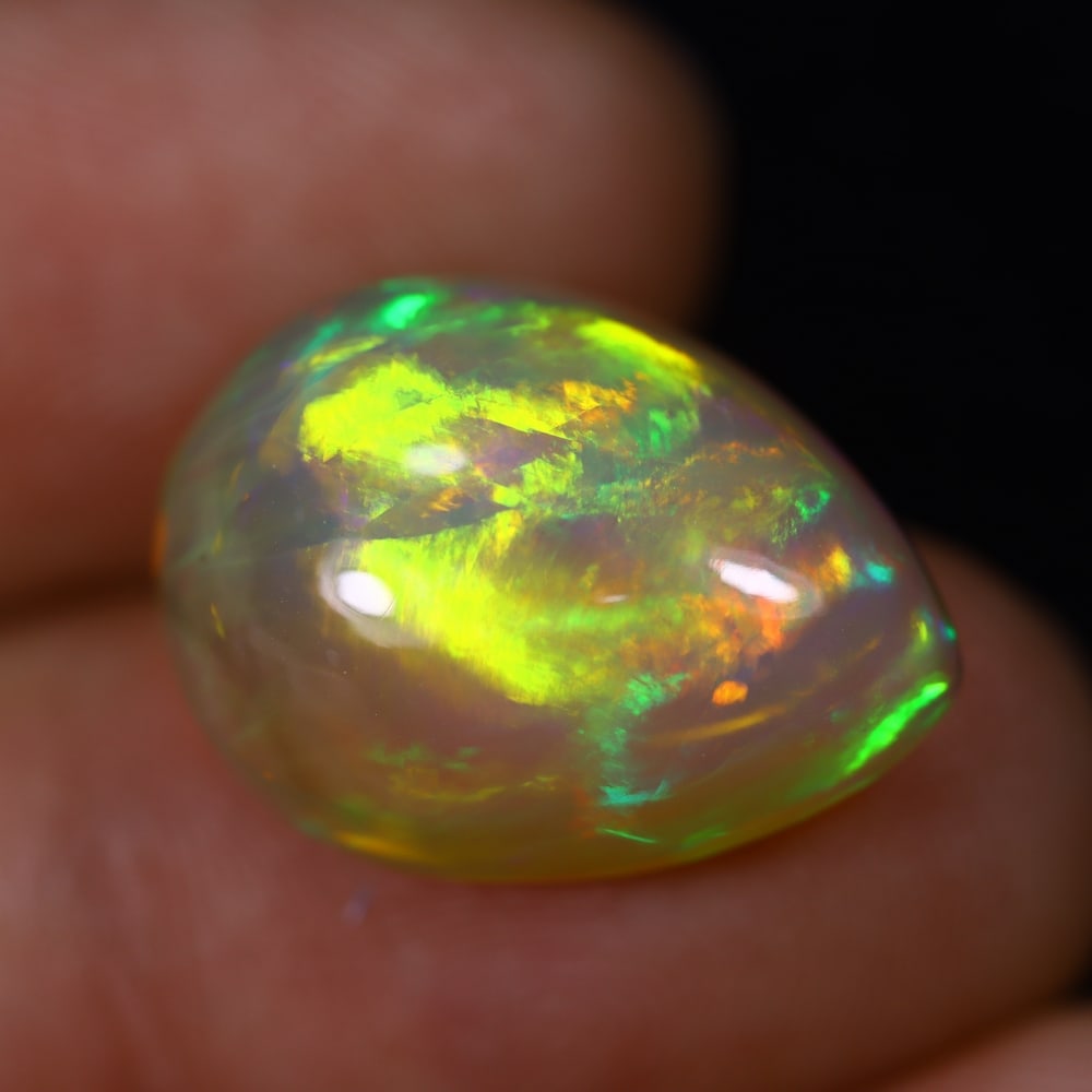 *10.89Ct Welo Opal Polished - Ethiopian Opal , 454C (1 of 7)