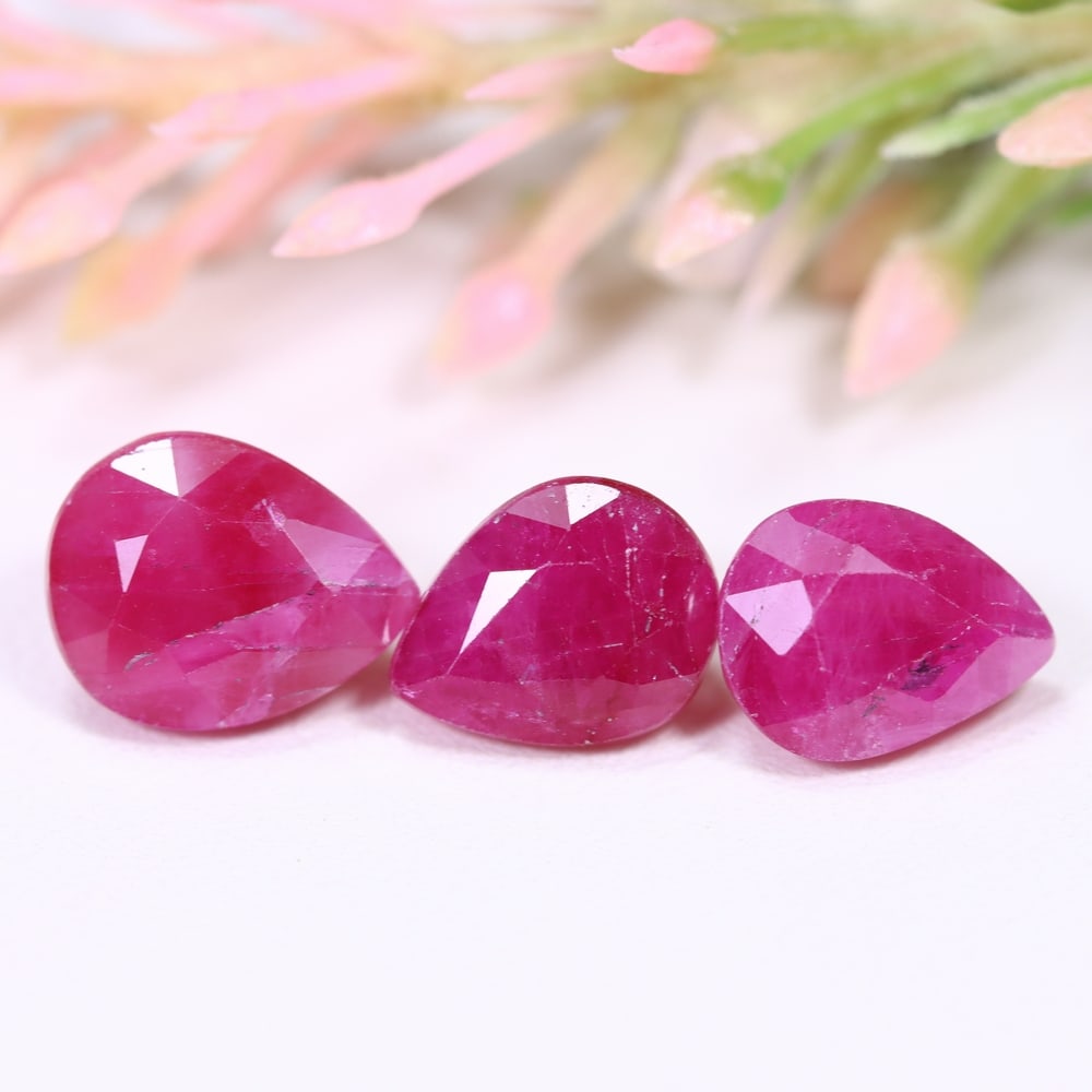 8.87Ct Red Ruby Set - Polished Faceted , 122E (1 of 2)