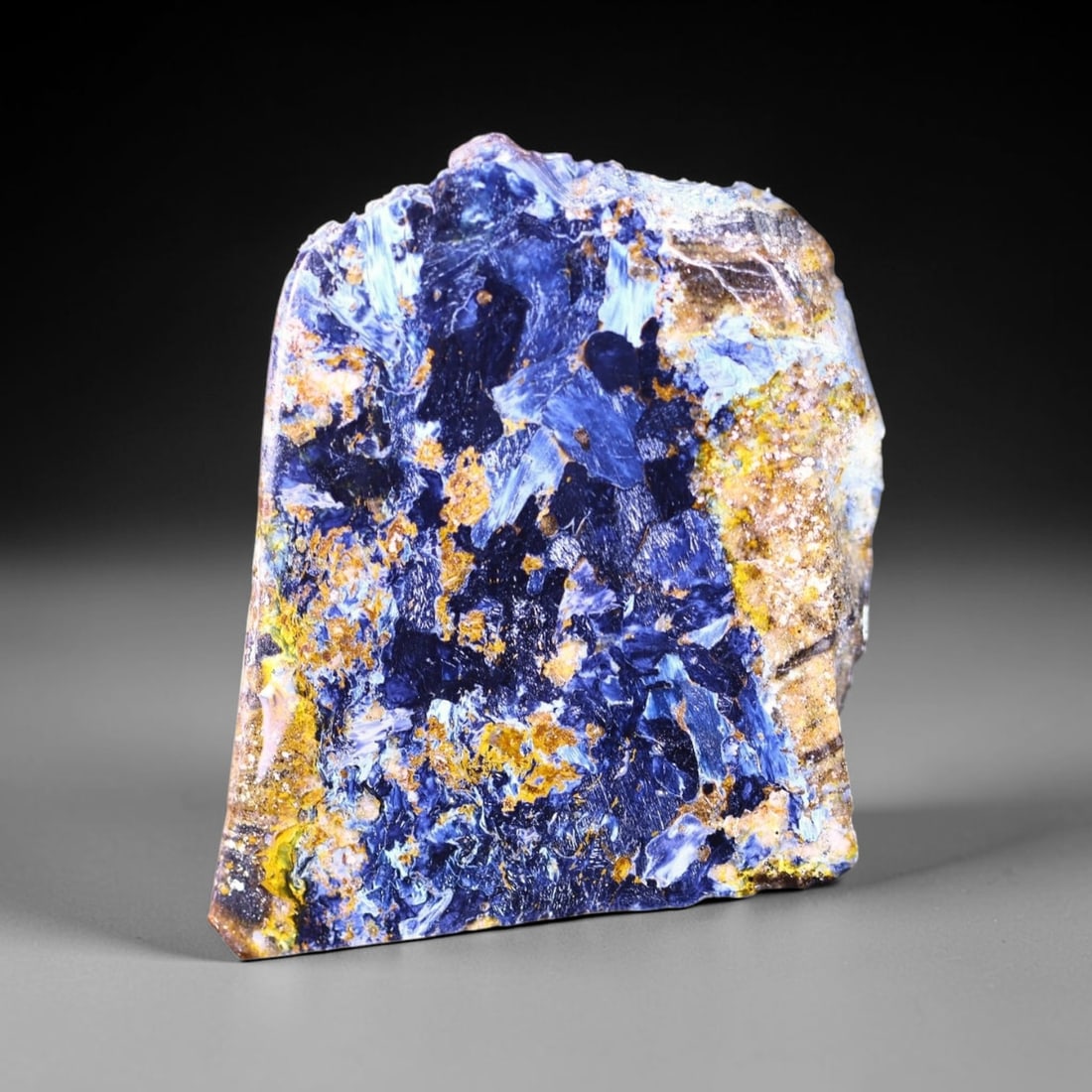 118.48Ct Pietersite Slab - Gemstone Crystal - Freeform Slice, 58B: Ksmith Heritage Auctioneers Subject: Natural Pietersite Origin: Namibia, South Africa Carat Weight: 118.48Ct Dimension: 50.2 x 39.1 x 5.9 mm Treatment: Natural Untreated Shape:
