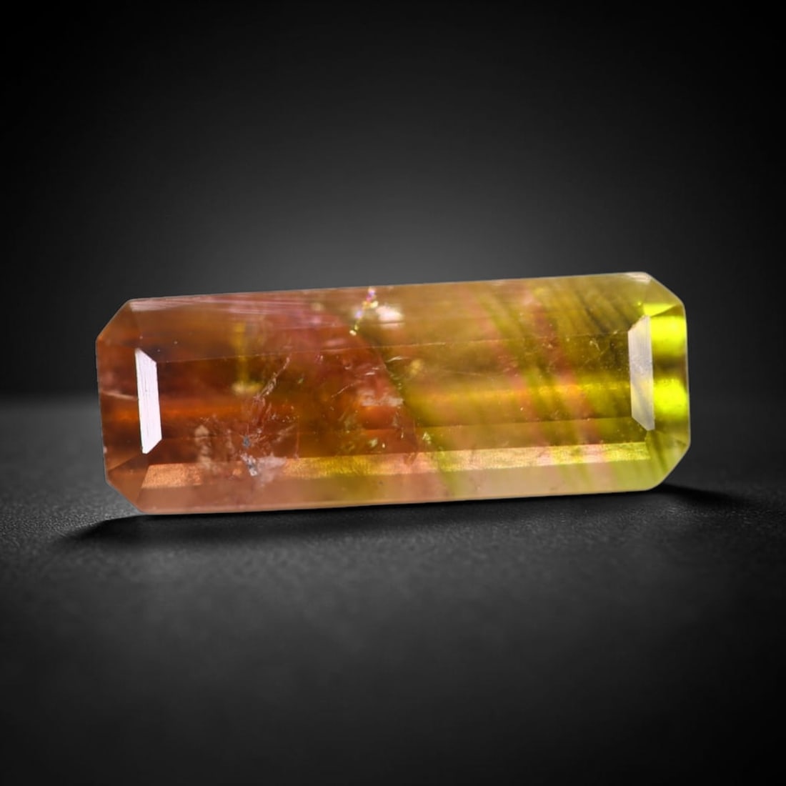 *3.13Ct Natural Watermelon Tourmaline - Bi-Colour Faceted Cut, 149C: Ksmith Heritage Auctioneers Subject: Natural Tourmaline Origin: Africa Carat Weight: 3.13 Ct Dimension: 14.8x5.4x4.3 mm Type: Faceted, Polished