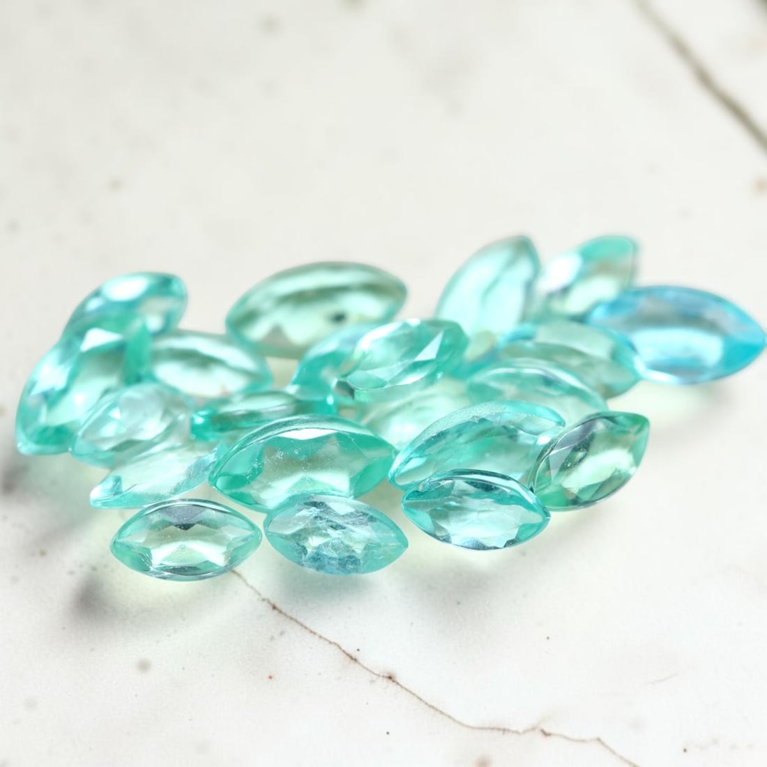 Apatite 2.28Ct Natural Unheated Neon Green Apatite Madagascar In Lots, 525MZ: Ksmith Jewels Global Welcome to our auction house, today auction brought to you by Ksmith Jewels Global based in Penang, Malaysia specialize in all kinds of opal and color gemstone both in manufacturi