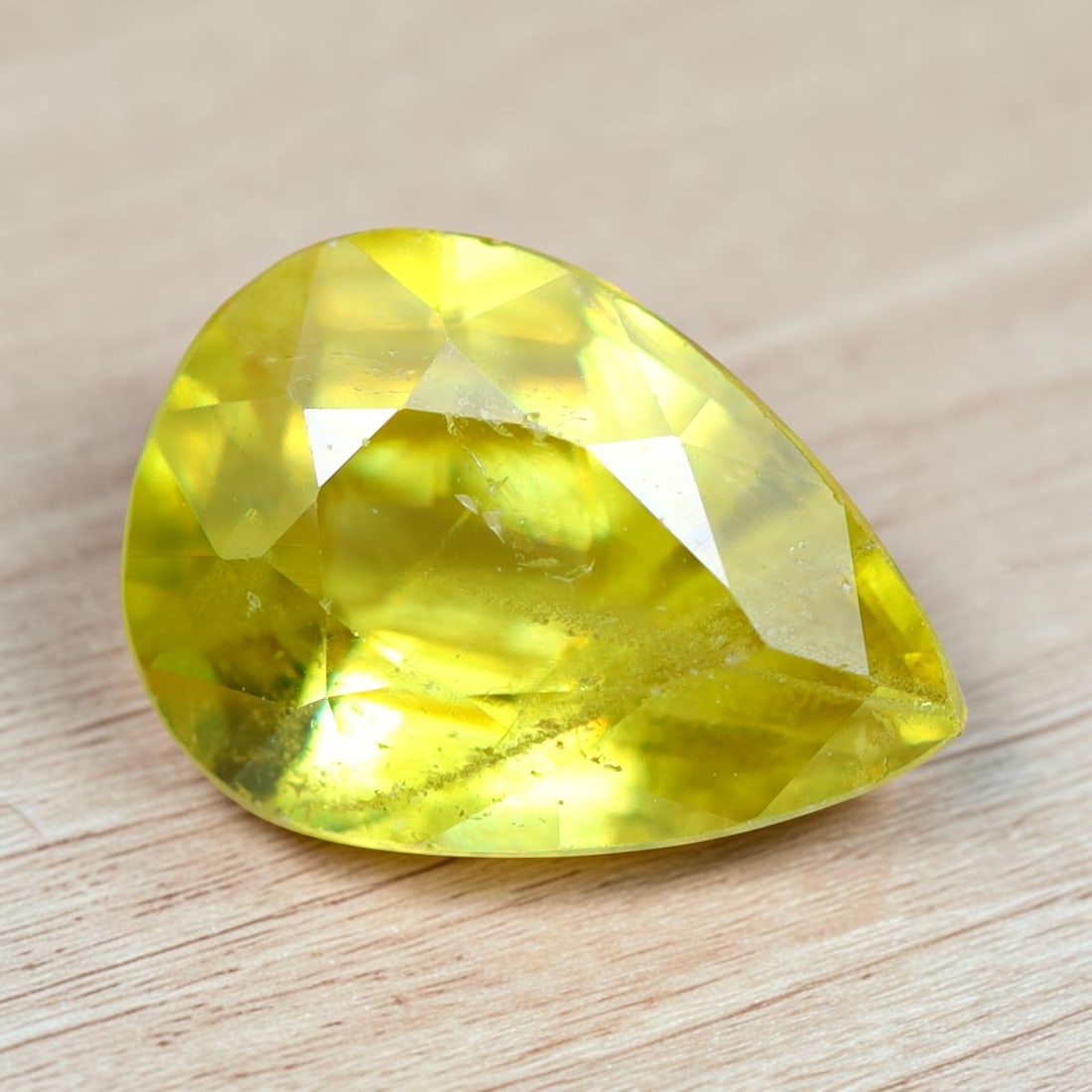 1.68Ct Natural Yellowish Green Madagascar Sphene, 292MZ: Ksmith Jewels Global Welcome to our auction house, today auction brought to you by Ksmith Jewels Global based in Penang, Malaysia specialize in all kinds of opal and color gemstone both in manufacturi