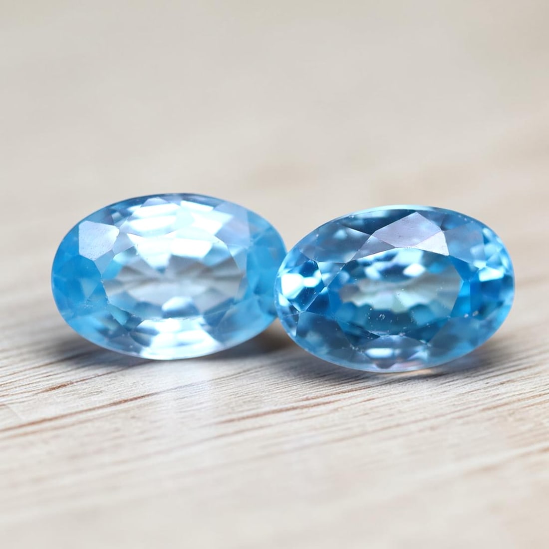 1.36Ct Natural Untreated Cambodia Zircon Oval Gemstone, 275MZ: Ksmith Jewels Global Welcome to our auction house, today auction brought to you by Ksmith Jewels Global based in Penang, Malaysia specialize in all kinds of opal and color gemstone both in manufacturi