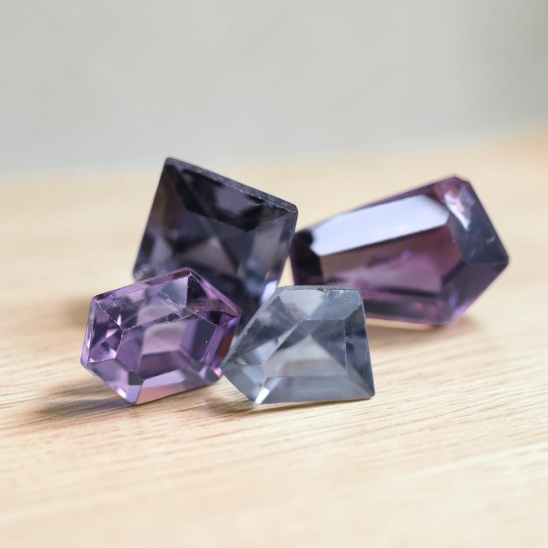 2.82Ct Natural 4PCS AAA++ Color Spinel Mogok Natural Gemstones Fancy Cut, 431MZ: Ksmith Jewels Global Welcome to our auction house, today auction brought to you by Ksmith Jewels Global based in Penang, Malaysia specialize in all kinds of opal and color gemstone both in manufacturi