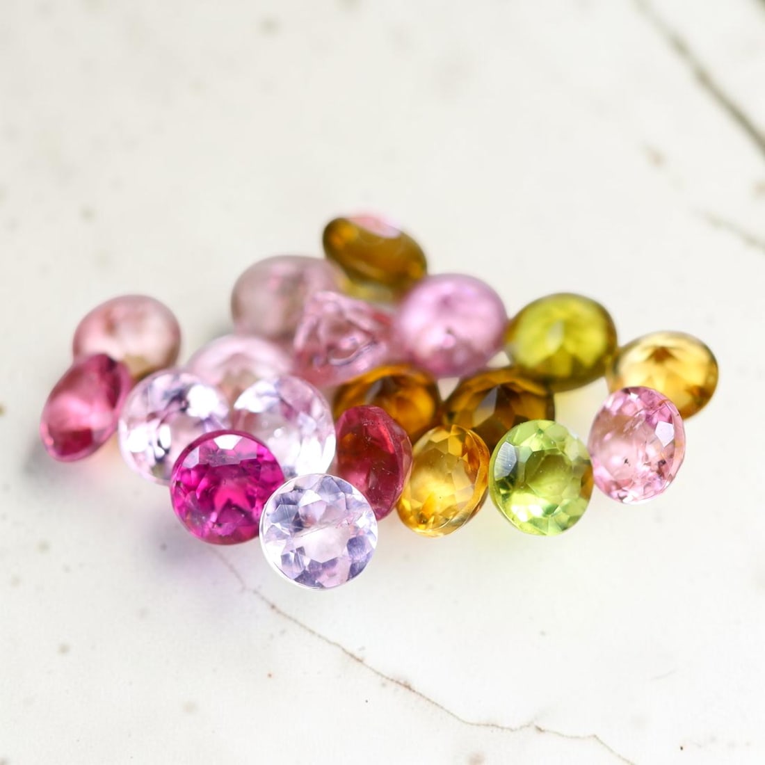 Tourmaline 1.46Ct Round Cut Natural Mozambique Multicolors Tourmaline In Lots, 1008MZ: Ksmith Jewels Global Welcome to our auction house, today auction brought to you by Ksmith Jewels Global based in Penang, Malaysia specialize in all kinds of opal and color gemstone both in manufacturi