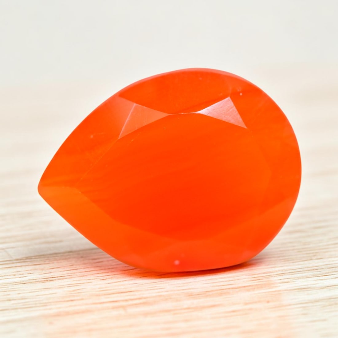 1.53Ct Natural Untreated Orange Carnelian Faceted Cut Sri Lanka, 874MZ: Ksmith Jewels Global Welcome to our auction house, today auction brought to you by Ksmith Jewels Global based in Penang, Malaysia specialize in all kinds of opal and color gemstone both in manufacturi