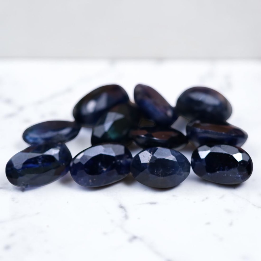 Blue Sapphire 3.54Ct Oval Cut Natural Deep Color Sapphire LOT, 435MZ: Ksmith Jewels Global Welcome to our auction house, today auction brought to you by Ksmith Jewels Global based in Penang, Malaysia specialize in all kinds of opal and color gemstone both in manufacturi