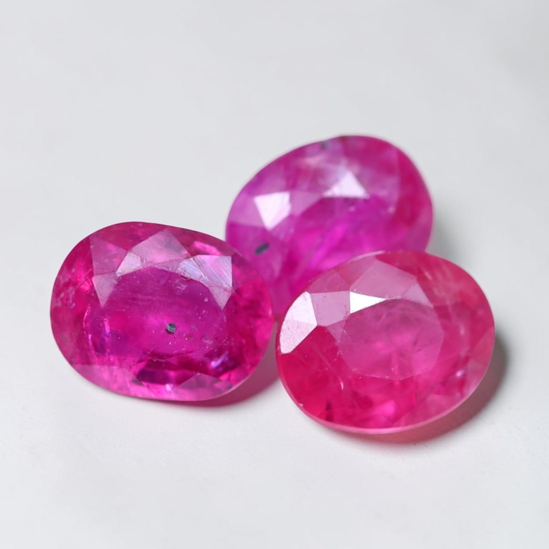 1.43Ct Natural Heated Pinkish Red Ruby Lot - Mozambique Gemstone - Oval Faceted, 390MZ: Ksmith Jewels Global Welcome to our auction house, today auction brought to you by Ksmith Jewels Global based in Penang, Malaysia specialize in all kinds of opal and color gemstone both in manufacturi