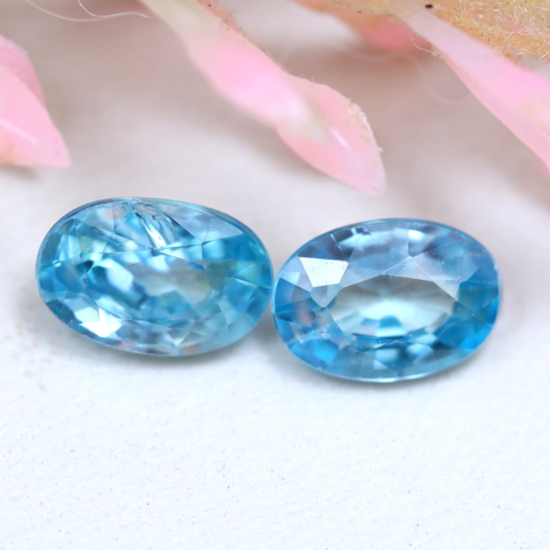 1.50Ct Natural Untreated Cambodia Zircon Oval Gemstone, 981MZ: Ksmith Jewels Global Welcome to our auction house, today auction brought to you by Ksmith Jewels Global based in Penang, Malaysia specialize in all kinds of opal and color gemstone both in manufacturi
