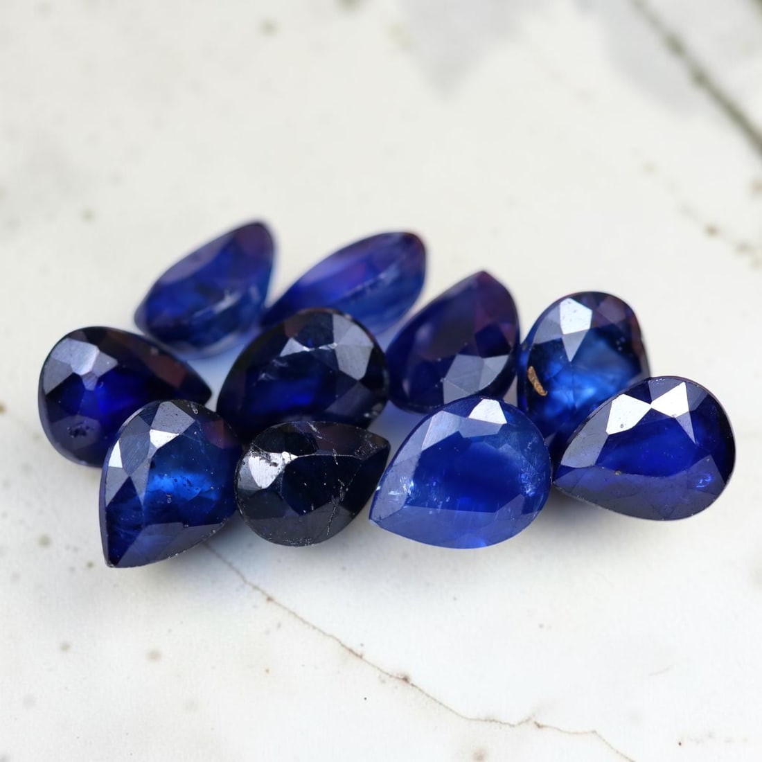Blue Sapphire 4.13Ct Pear Cut Natural Deep Color Sapphire LOT, 954MZ: Ksmith Jewels Global Welcome to our auction house, today auction brought to you by Ksmith Jewels Global based in Penang, Malaysia specialize in all kinds of opal and color gemstone both in manufacturi