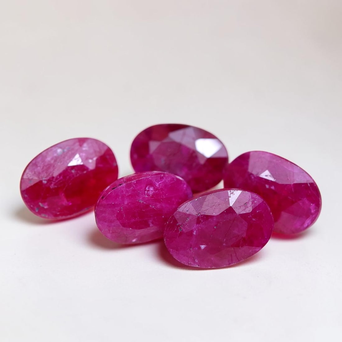 2.89Ct Natural Winza Heated Ruby Pinkish Red Lot Oval Cut, 516MZ: Ksmith Jewels Global Welcome to our auction house, today auction brought to you by Ksmith Jewels Global based in Penang, Malaysia specialize in all kinds of opal and color gemstone both in manufacturi