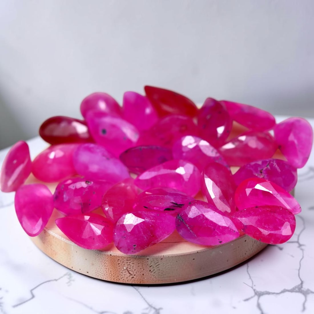 6.76Ct Natural Heated Pinkish Red Ruby Lot - Mozambique Gemstone - Pear Faceted, 561B: Ksmith Jewels Global Welcome to our auction house, today auction brought to you by Ksmith Jewels Global based in Penang, Malaysia specialize in all kinds of opal and color gemstone both in manufacturi
