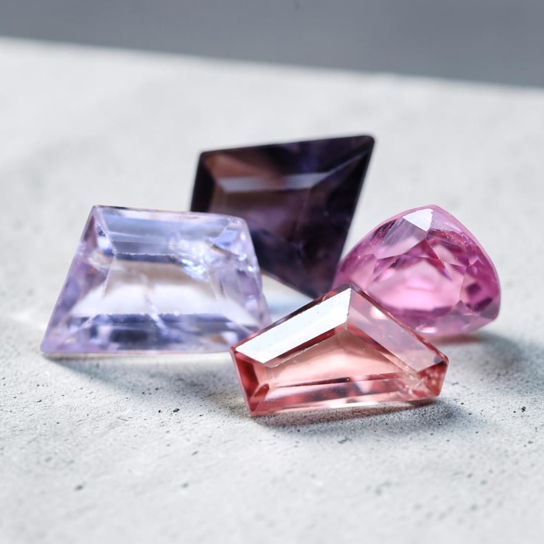 2.23Ct Natural 4PCS.AAA++COLOR SPINEL MOGOK NATURAL GEMSTONE FANCY CUT, 855B: Ksmith Jewels Global Welcome to our auction house, today auction brought to you by Ksmith Jewels Global based in Penang, Malaysia specialize in all kinds of opal and color gemstone both in manufacturi
