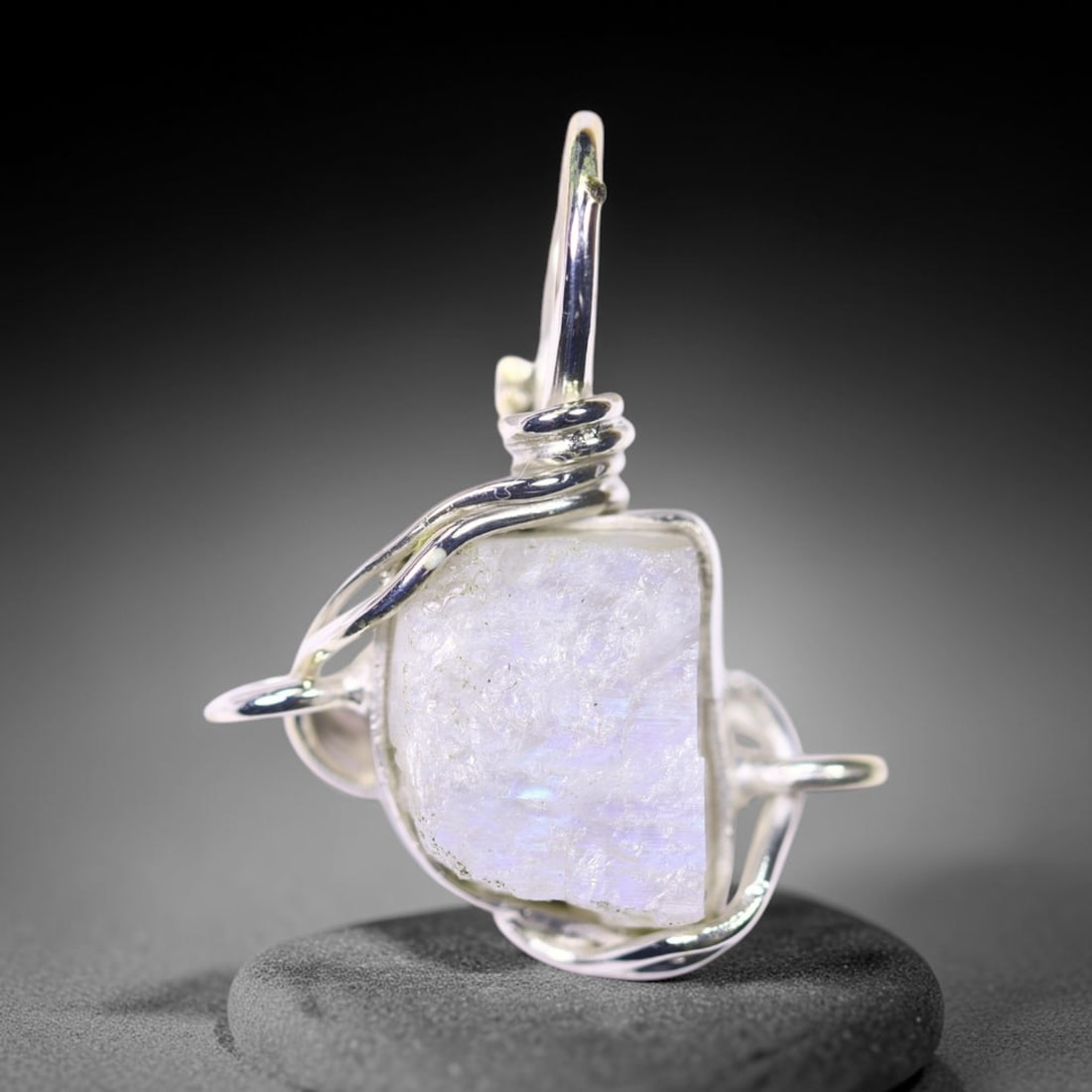3.01g Crystal Rock Wire Wrap Pendant - 925 Silver , 548E: Ksmith Heritage Auctioneers Subject: Natural Crystal Rock Pendant Type: Pendant