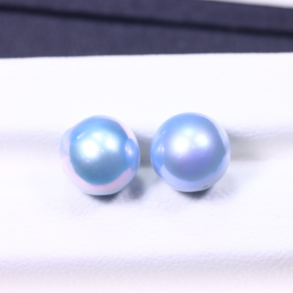6.42cts Blue Freshwater Pearl Pair 7.8mm - No Hole Drill , 491C: Ksmith Heritage Auctioneers Subject: Natural Pearl Treatment: Colour Enhance Shape: Round Bead Type: Without hole, no drill