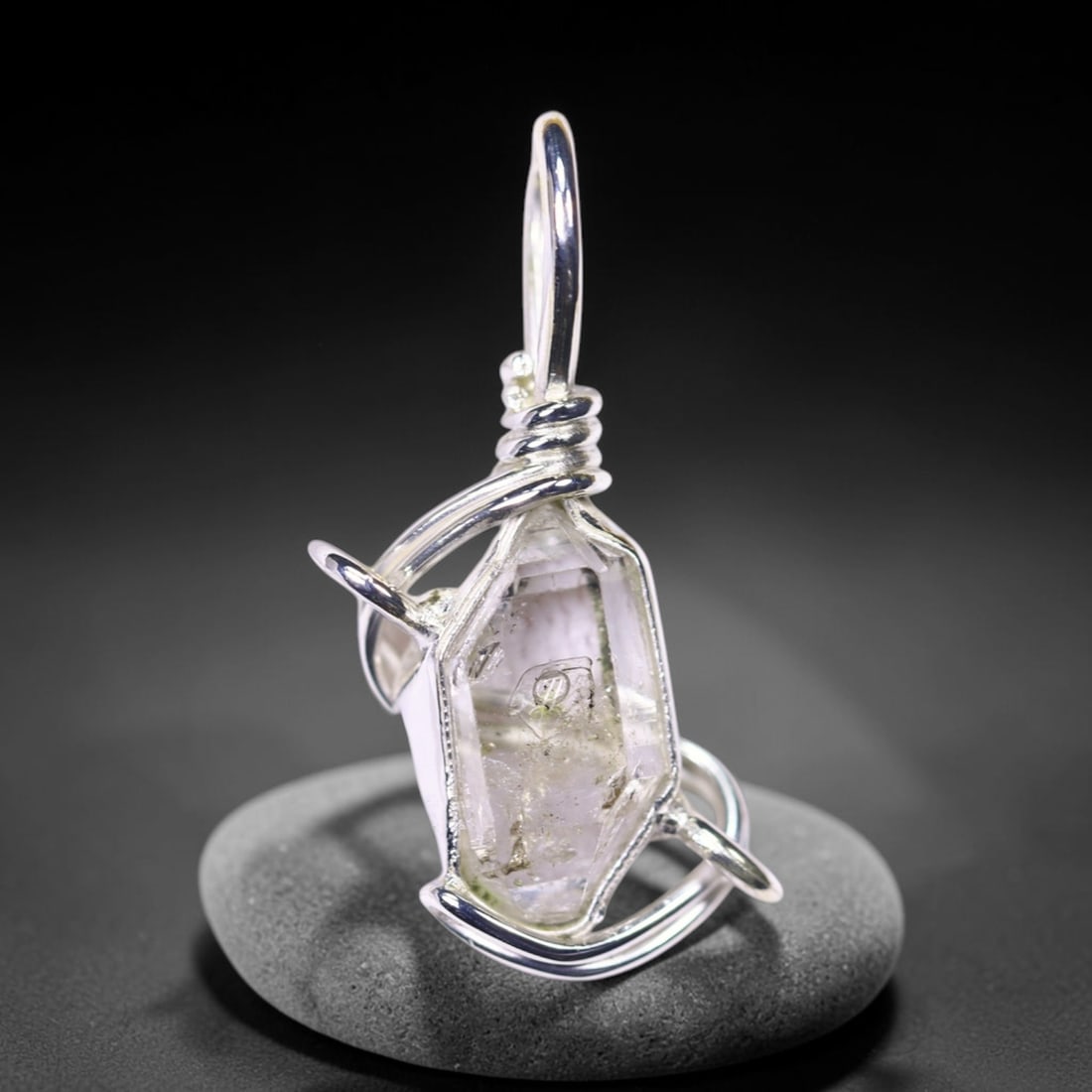 2.25g Crystal Rock Wire Wrap Pendant - 925 Silver , 523E: Ksmith Heritage Auctioneers Subject: Natural Crystal Rock Pendant Type: Pendant