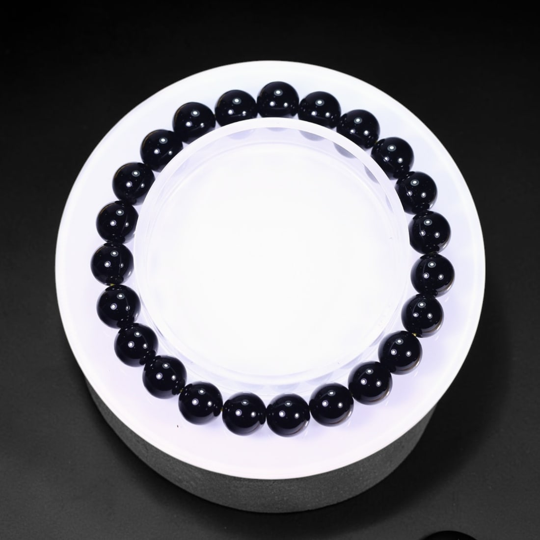 16.86g Black Tourmaline Bracelet - Polished Beads, 240B: Ksmith Heritage Auctioneers Subject: Natural Black Tourmaline Carat Weight: 16.86g