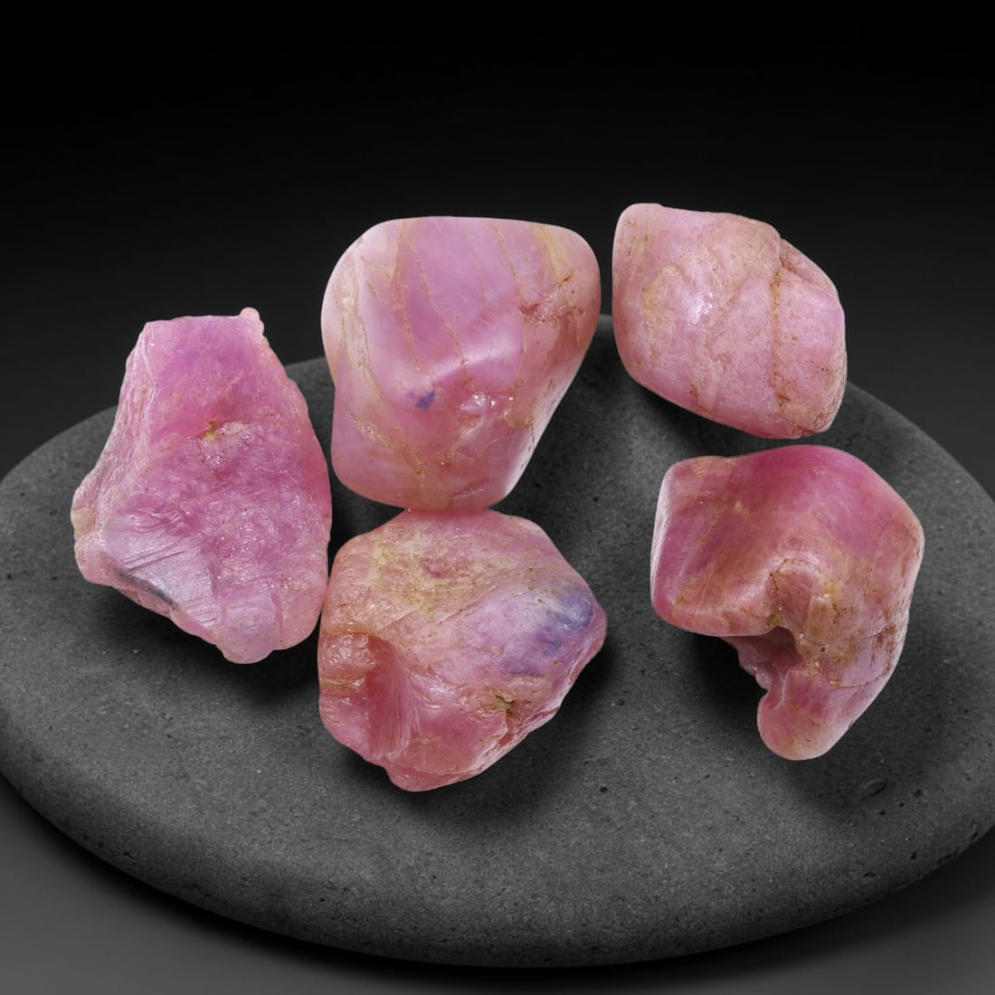 86Ct Raw Ruby Freeform Lot - Rough Specimen , 750C: Ksmith Heritage Auctioneers Subject: Natural Ruby Treatment: No Treat