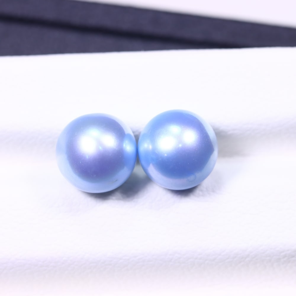 6.18cts Blue Freshwater Pearl Pair 7.4mm - No Hole Drill , 482C: Ksmith Heritage Auctioneers Subject: Natural Pearl Treatment: Colour Enhance Shape: Round Bead Type: Without hole, no drill