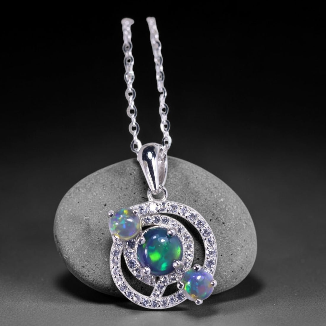3.01g Smoked Opal Necklace - 925 Sterling Silver , 93C: Ksmith Heritage Auctioneers