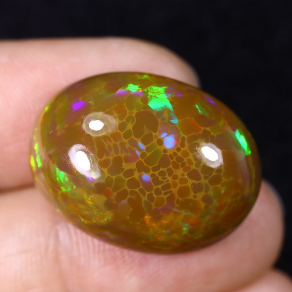 23.25Ct Natural Ethiopian Opal - 24.0x17.9x10.8 mm , 554C: Ksmith Heritage Auctioneers Subject: Natural Ethiopian Welo Opal Origin: Ethiopia Treatment: Unheated