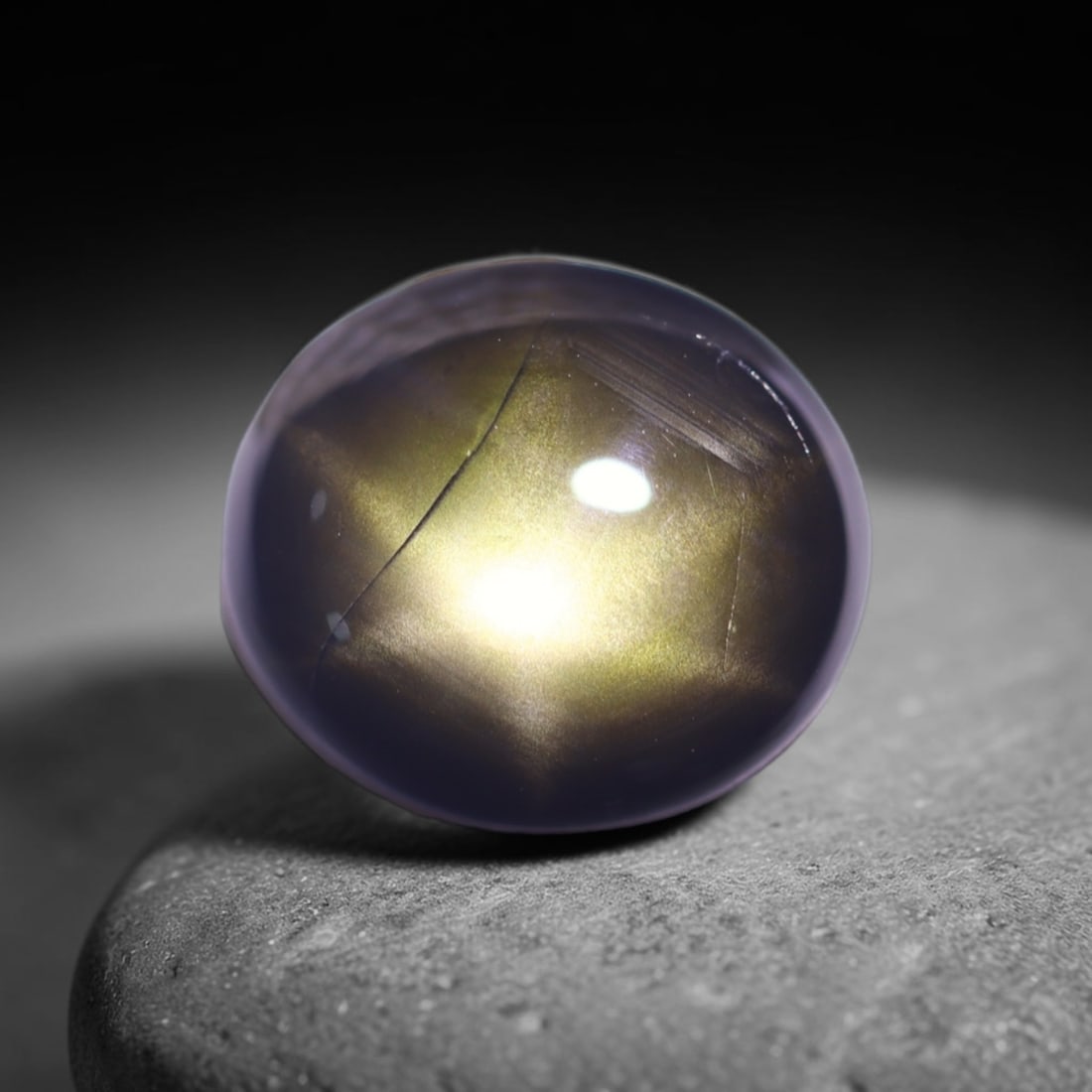 3.96cts 6 Rays Black Star Sapphire , 1154E: Ksmith Heritage Auctioneers Subject: Natural 6 Rays Star Sapphire Origin: Myanmar Carat Weight: 3.96cts Dimension: 9.9x8.5x4 mm Treatment: Diffusion Type: Cabochon, Polish