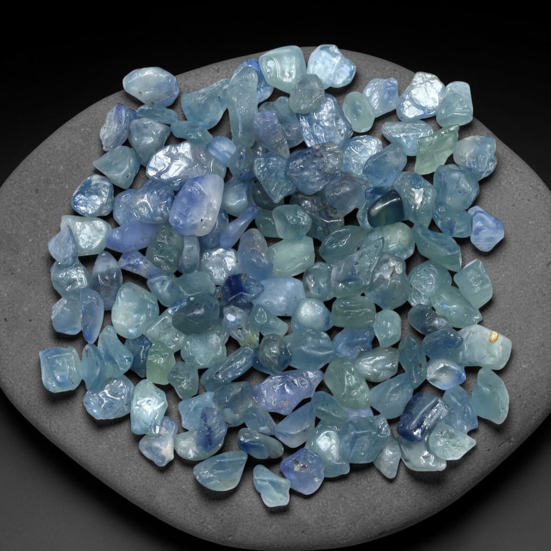 76Ct Raw Blue Sapphire Freeform Lot - Rough Specimen , 789C: Ksmith Heritage Auctioneers Subject: Natural Sapphire