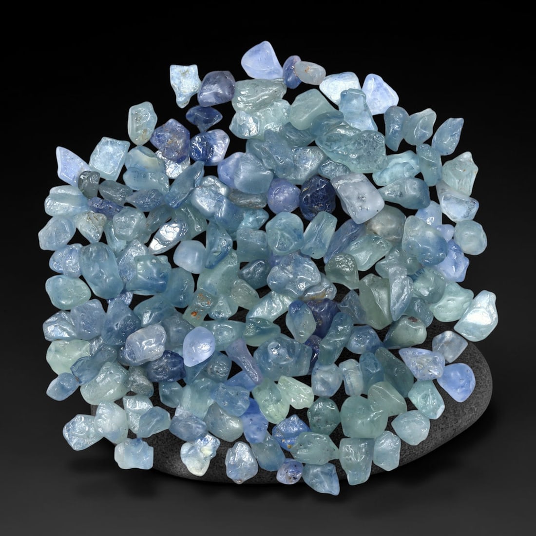 92Ct Raw Blue Sapphire Freeform Lot - Rough Specimen , 785C: Ksmith Heritage Auctioneers Subject: Natural Sapphire