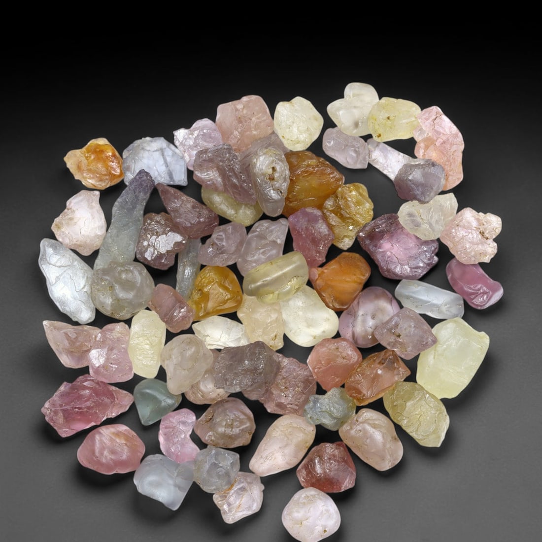 102Ct Raw Spinel Freeform Lot - Rough Specimen , 755C: Ksmith Heritage Auctioneers Subject: Natural Spinel Treatment: No Treat