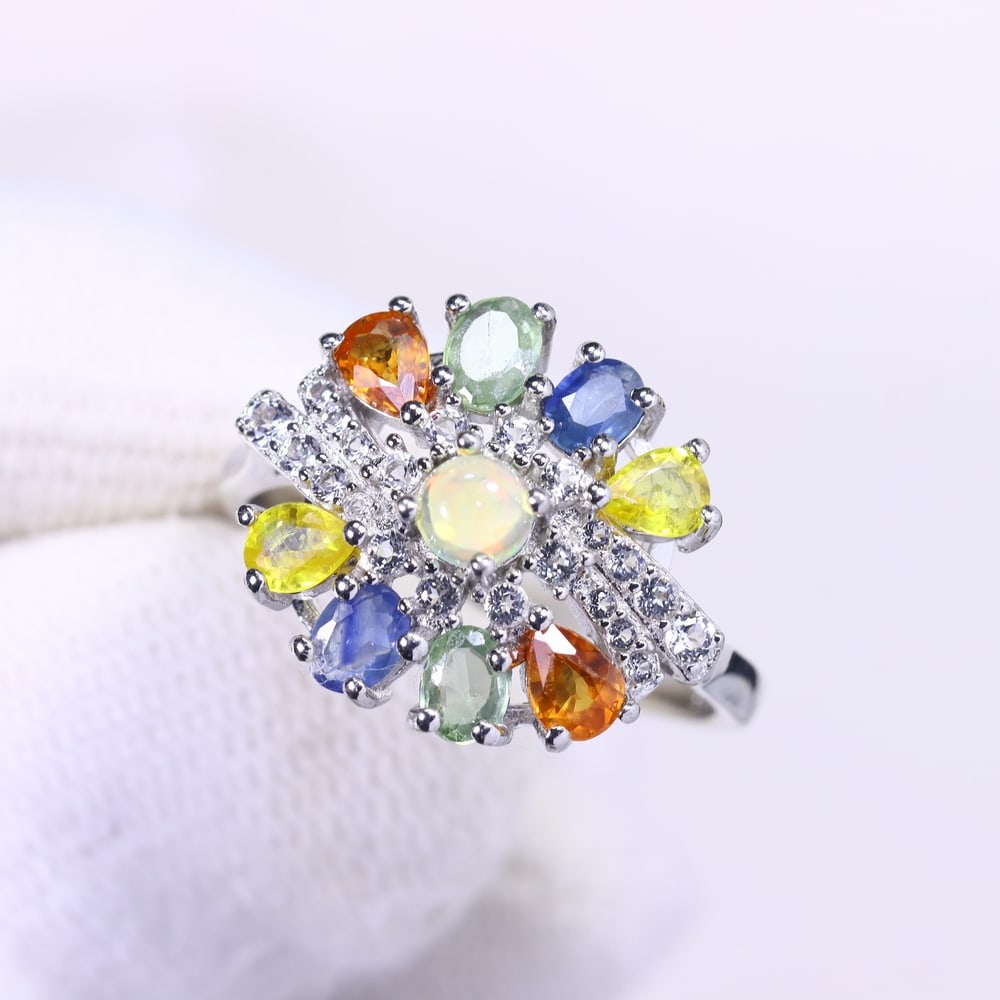 3.35g Multi Stone Ring - 925 Sterling Silver - Size US 6.5 , 123C: Ksmith Heritage Auctioneers