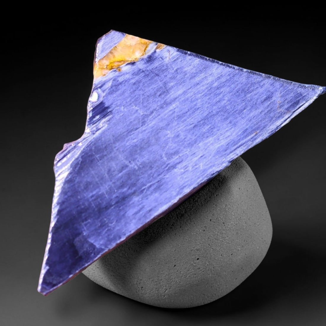 25.72Ct Pietersite Slab - Gemstone Crystal - Freeform Slice, 449B: Ksmith Heritage Auctioneers Subject: Natural Pietersite Origin: Namibia, South Africa Carat Weight: 25.72Ct Dimension: 48.5 x 25 x 3.2 mm Treatment: Natural Untreated Shape: Fr