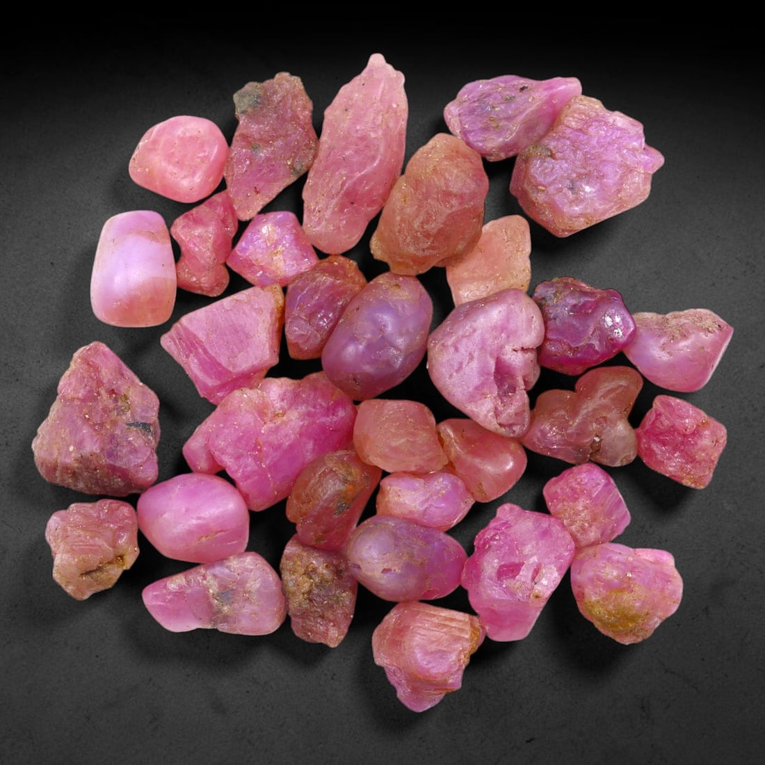 68Ct Raw Ruby Freeform Lot - Rough Specimen , 760C: Ksmith Heritage Auctioneers Subject: Natural Ruby Treatment: No Treat
