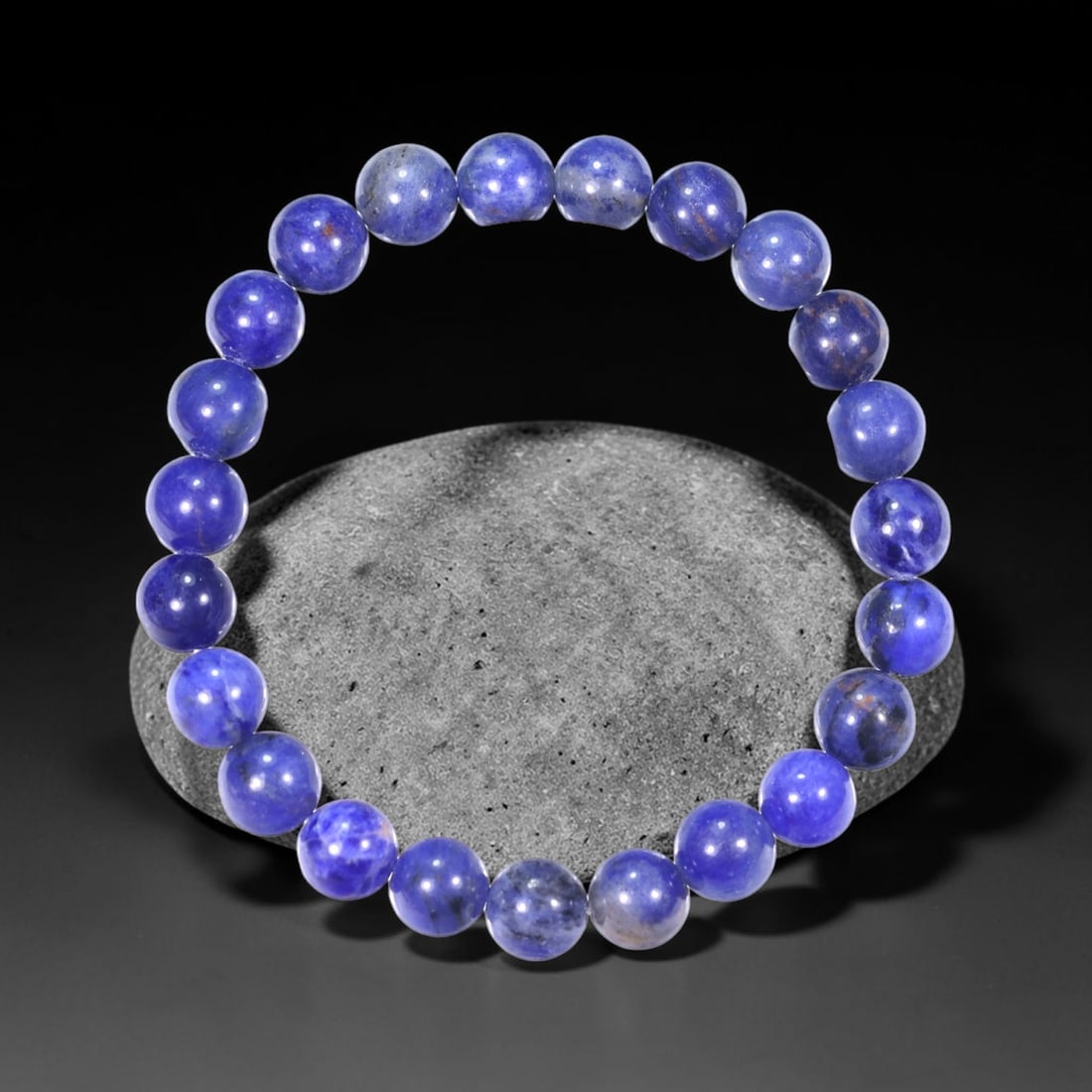 18.38g Sodalite Bracelet - Polished Beads , 625E: Ksmith Heritage Auctioneers Subject: Natural Sodalite Carat Weight: 18.38g