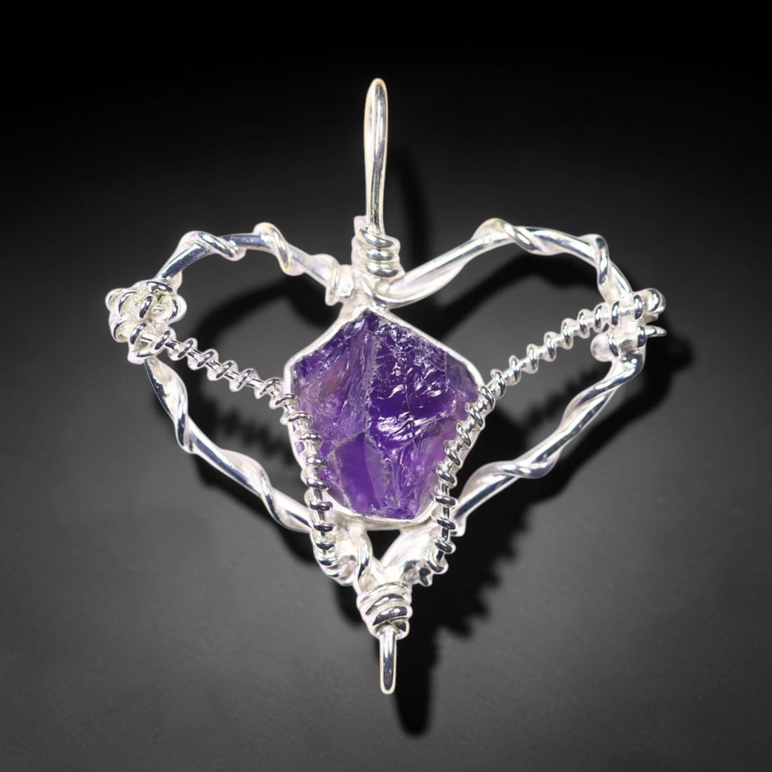 5.66g Crystal Rock Wire Wrap Pendant - 925 Silver , 536E: Ksmith Heritage Auctioneers Subject: Natural Crystal Rock Pendant Type: Pendant