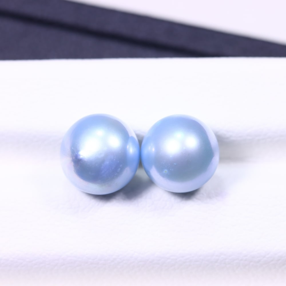 6.60cts Blue Freshwater Pearl Pair 7.7mm - No Hole Drill , 494C: Ksmith Heritage Auctioneers Subject: Natural Pearl Treatment: Colour Enhance Shape: Round Bead Type: Without hole, no drill