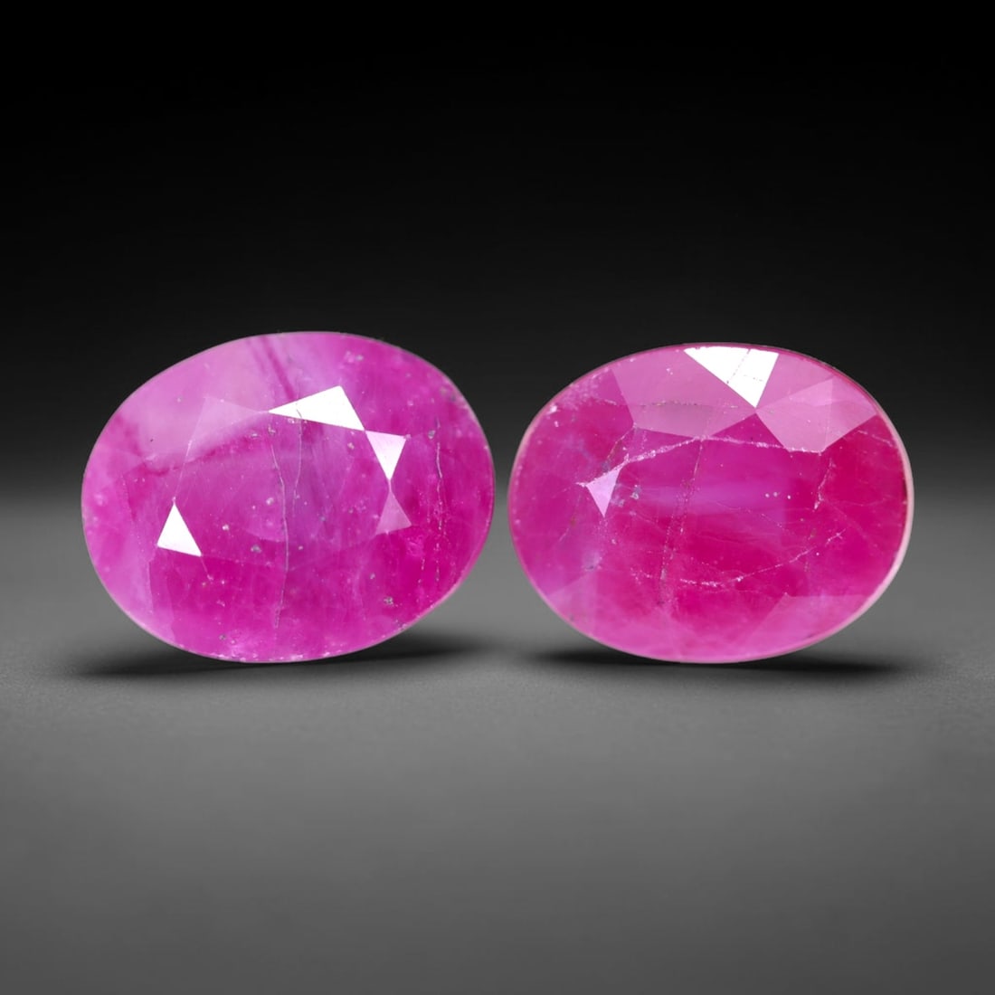 9.43Ct Red Ruby Set - Polished Faceted , 1137E: Ksmith Heritage Auctioneers Subject: Natural Ruby Origin: Burma Carat Weight: 9.43Ct Dimension: 10.9x8.7x5.8 mm Treatment: Heated Type: Faceted, Polished
