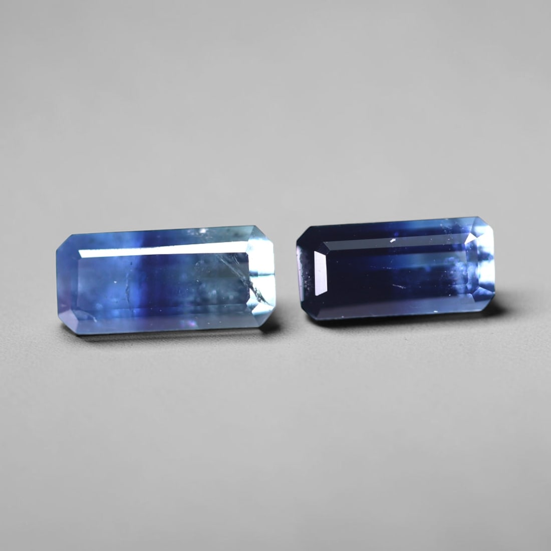 *1.98Ct Natural Tourmaline Set - Bi-Colour Faceted Cut , 382C: Ksmith Heritage Auctioneers Subject: Natural Tourmaline Carat Weight: 1.98 Ct Dimension: 9x4.1x3.2 mm Type: Faceted, Polished