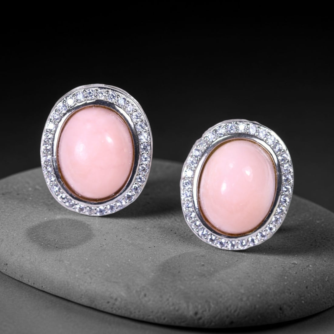 Earrings Opal & Cubic Zirconia - 925 Sterling Silver - White Gold Plated , 646E: Ksmith Heritage Auctioneers Subject: Natural Opal & Cubic Zirconia Origin: Thailand Carat Weight: 19.62ct Dimension: Gemstone 8x10mm Type: Earrings