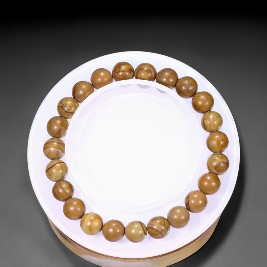 19.26g Jasper Bracelet - Polished Beads, 207B: Ksmith Heritage Auctioneers Subject: Natural Jasper Carat Weight: 19.26g