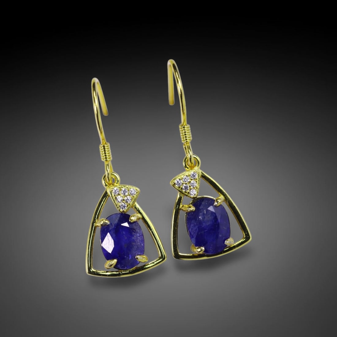 2.51g Blue Sapphire Earrings - 925 Sterling Silver , 101C: Ksmith Heritage Auctioneers