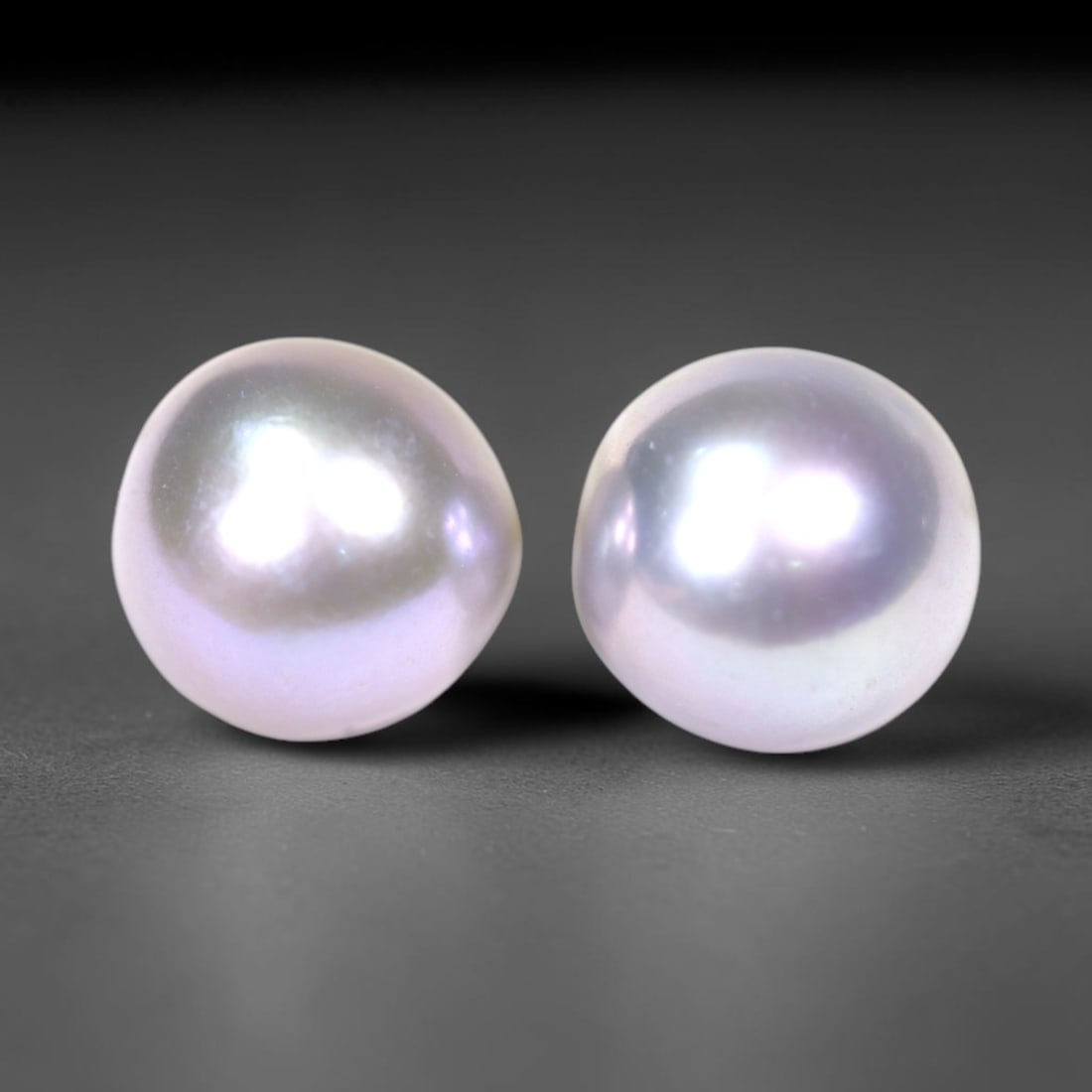 Pair of Pearl 6.5mm, 3.89cts Greyish Freshwater Pearl - No Hole Drill , 960E: Ksmith Heritage Auctioneers Subject: Natural Pearl Treatment: Colour Enhance Shape: Round Bead Type: Without hole, no drill