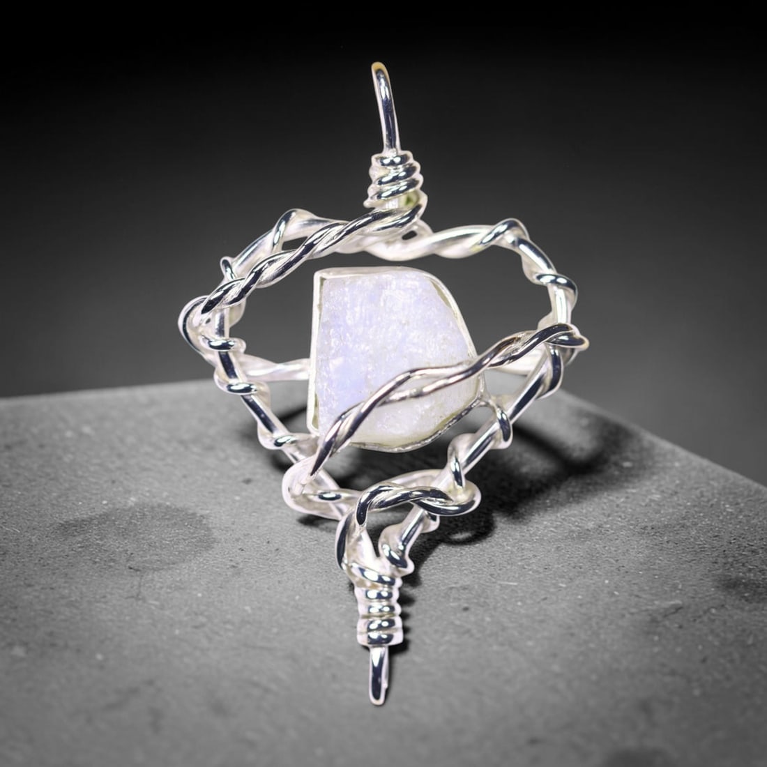 *7.23g Crystal Rock Wire Wrap Pendant - 925 Silver , 223E: Ksmith Heritage Auctioneers Subject: Natural Crystal Rock Pendant Type: Pendant