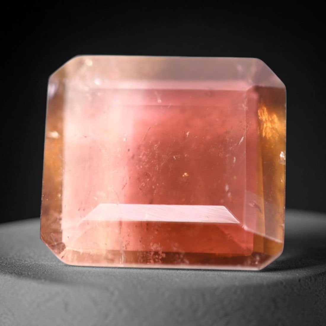 *3.15Ct Natural Watermelon Tourmaline - Bi-Colour Faceted Cut, 158C: Ksmith Heritage Auctioneers Subject: Natural Tourmaline Origin: Africa Carat Weight: 3.15 Ct Dimension: 10.3x9.3x3.4 mm Type: Faceted, Polished
