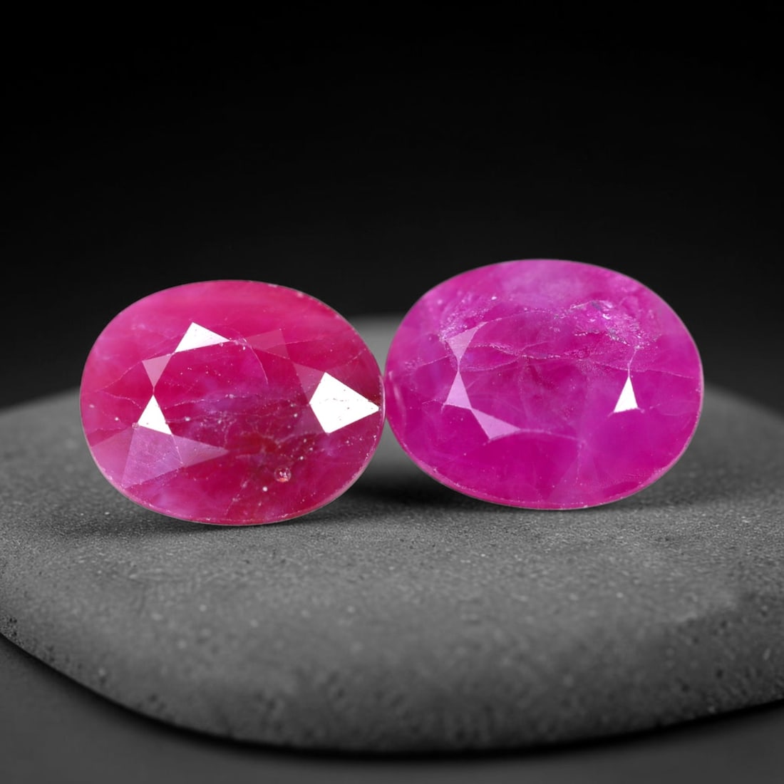 6.52Ct Red Ruby Set - Polished Faceted , 914E: Ksmith Heritage Auctioneers Subject: Natural Ruby Origin: Burma Carat Weight: 6.52Ct Dimension: 9.9x8x3.9 mm Treatment: Heated Type: Faceted, Polished
